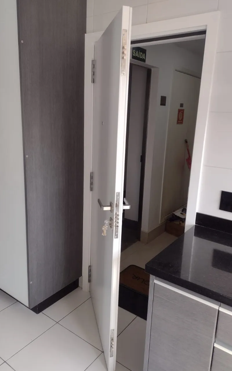 Foto de Porta Blindada Instalada