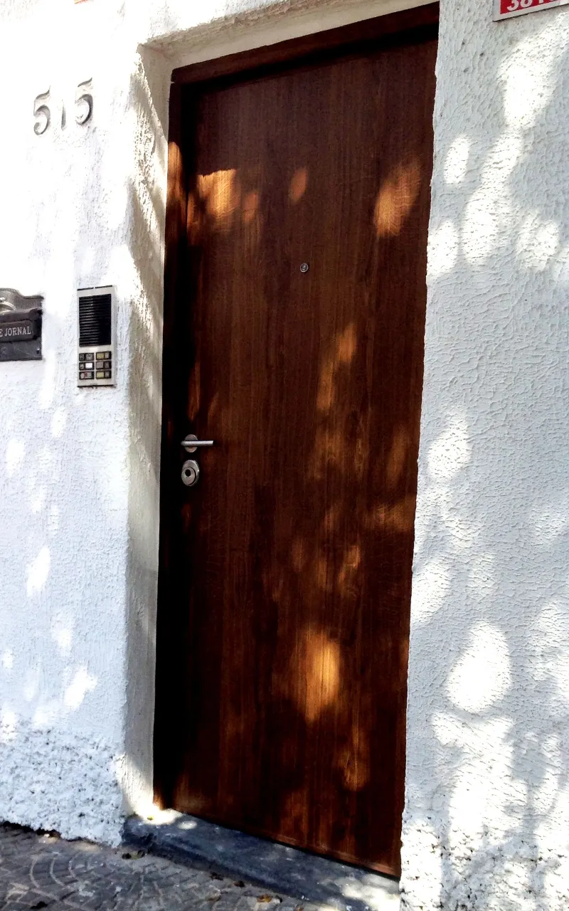 Foto de Porta Blindada Instalada