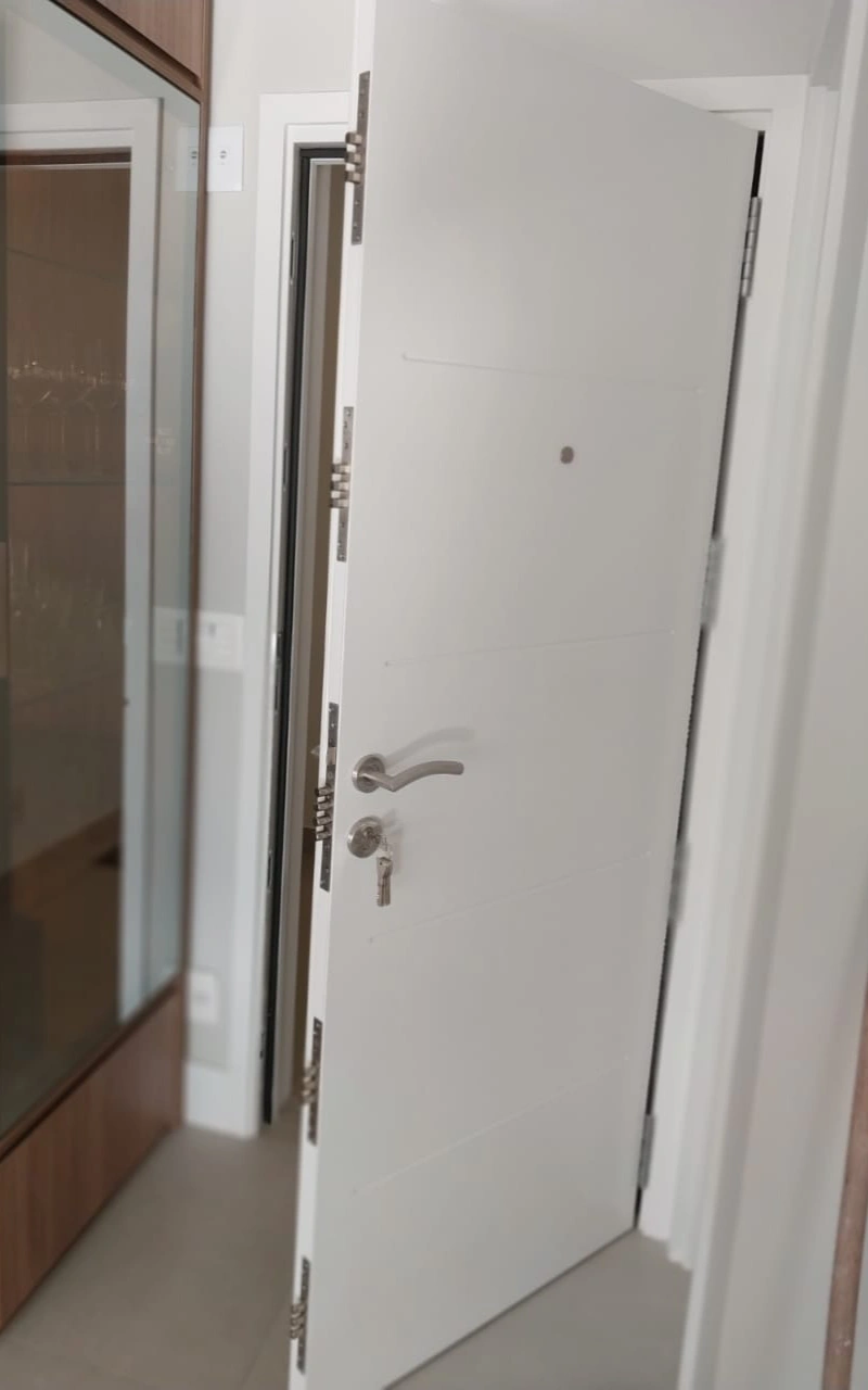 Foto de Porta Blindada Instalada