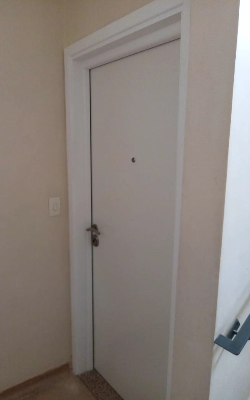 Foto de Porta Blindada Instalada
