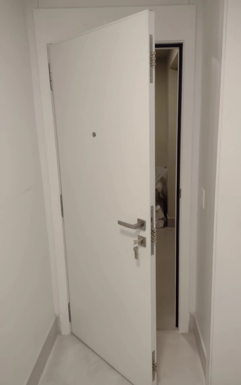 Foto de Porta Blindada Instalada